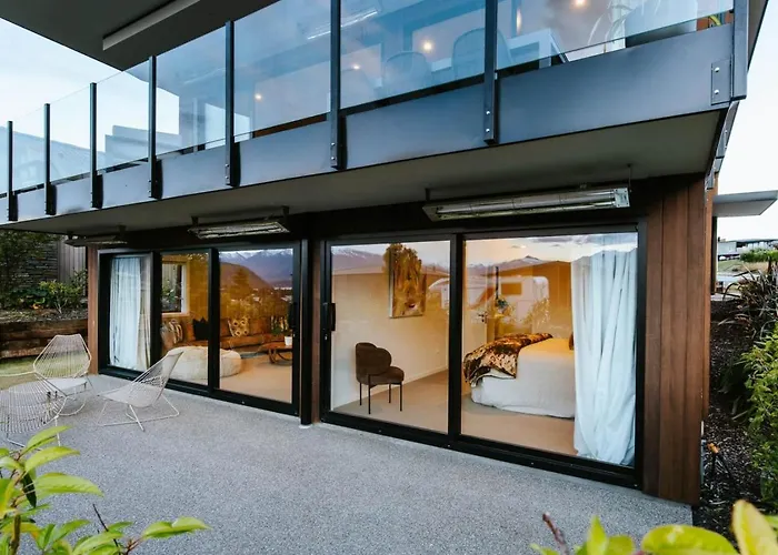Korari House - Views - Close To Town Centre - Sleeps 10 Hébergement de vacances